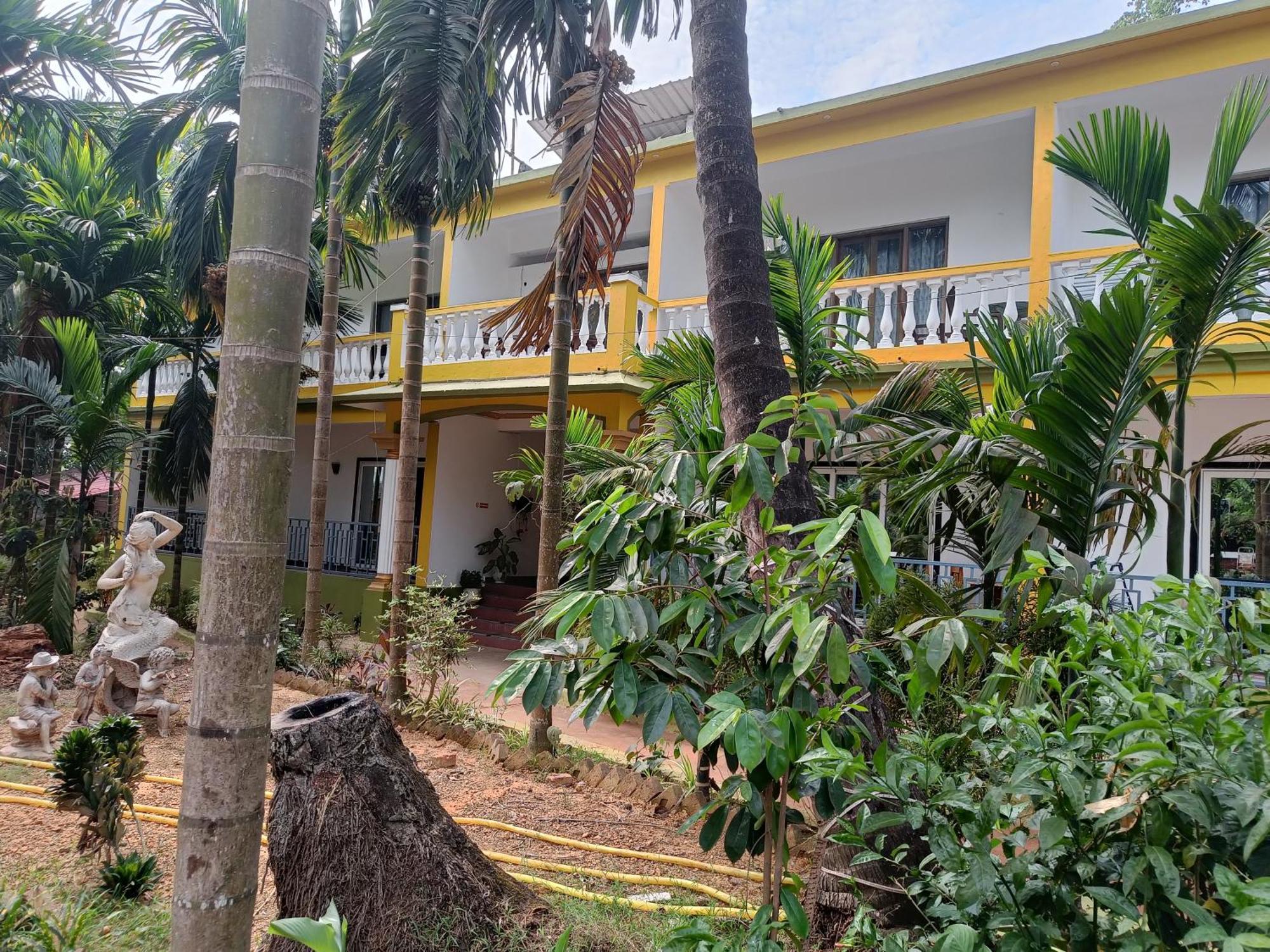 Lavish Exotic Hotel & Apartments Arambol Buitenkant foto